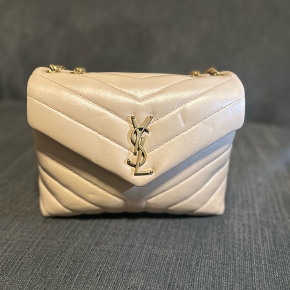 Yves Saint Laurent Handbags - Yves Saint Laurent Beige Quilted Shoulder Bag